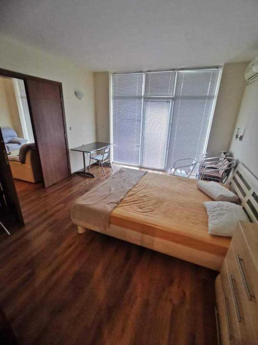 Appartement In Semiramida Gardens 阳光海滩 外观 照片